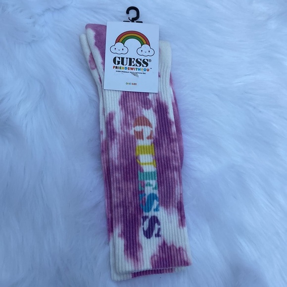 New GUESS ORIGINALS FriendsWithYou Tie-Dye Socks UNISEX - Picture 2 of 5